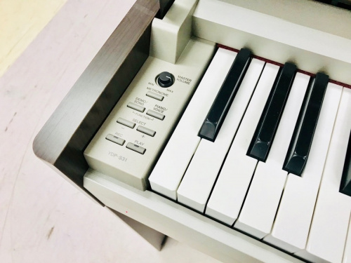 電子ピアノのYAMAHA