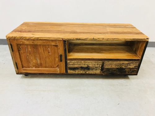 収納家具のAV収納