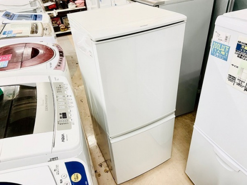 冷蔵庫のSHARP