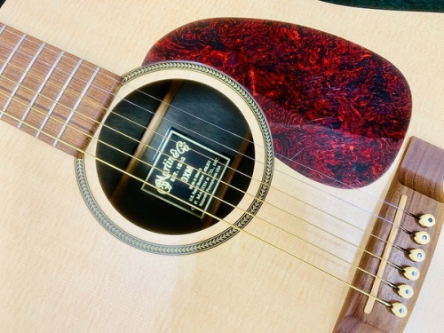 アコースティックギターのMartin