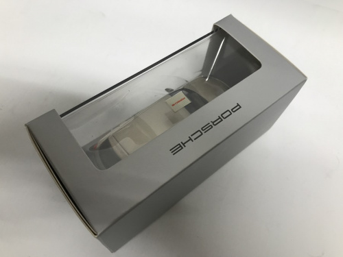 カイエンのミニカー