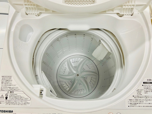 TOSHIBA