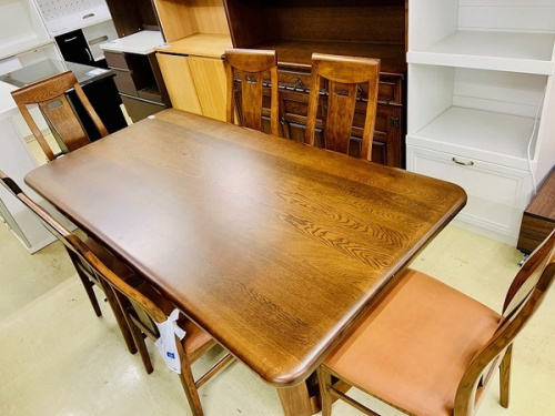 家具のダイニングセット