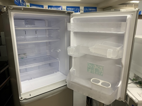 冷蔵庫の3ドア冷蔵庫