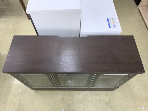 カップボード・食器棚の町田　座間　南町田　玉川学園　成瀬　相模大野　古淵　中古　家具　買取