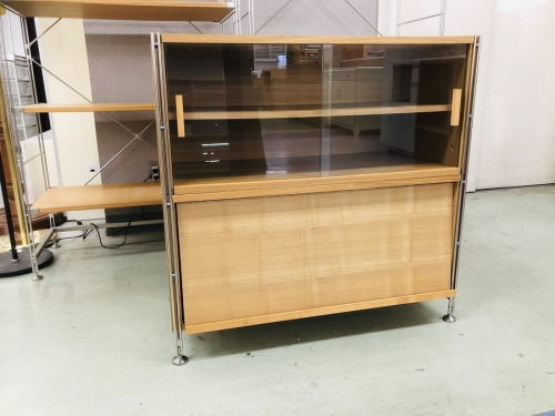 カップボード・食器棚の町田　座間　南町田　玉川学園　成瀬　相模大野　古淵 　中古家具　買取