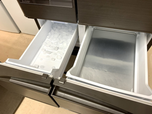 5ドア冷蔵庫のMITSUBISHI　三菱