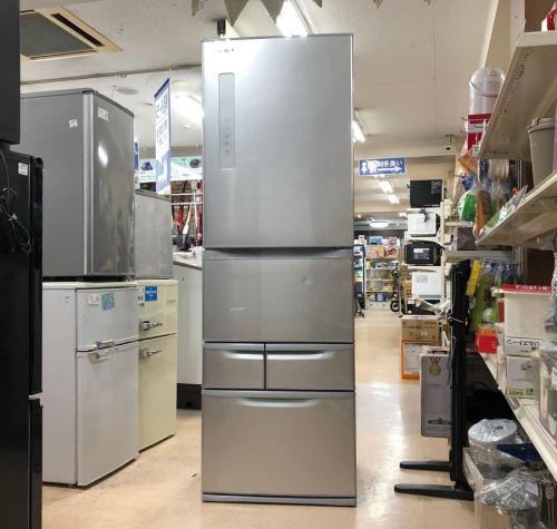 キッチン家電の冷蔵庫