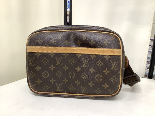 LOUIS VUITTONのｼｮﾙﾀﾞｰﾊﾞｯｸ