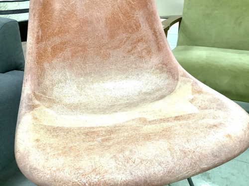 シェルチェア　中古のHerman Miller