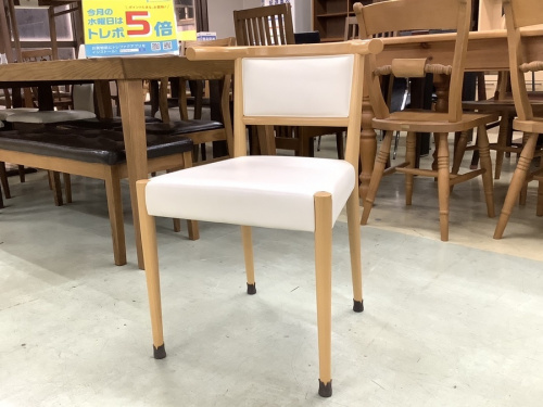 曲木チェアの秋田木工