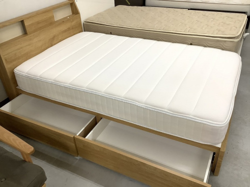 シングルベッドの家具