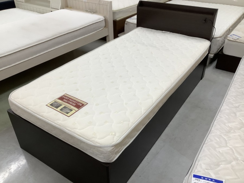 ベッドのニトリ