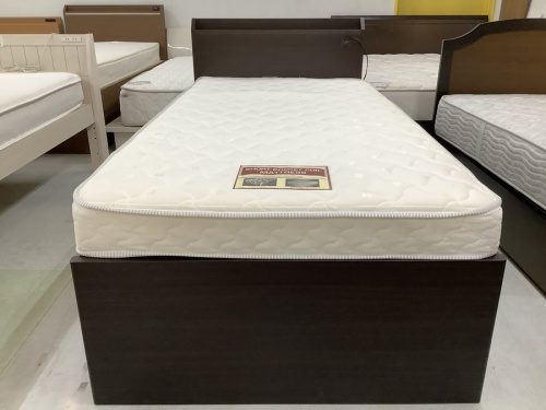 ニトリのシングルベッド