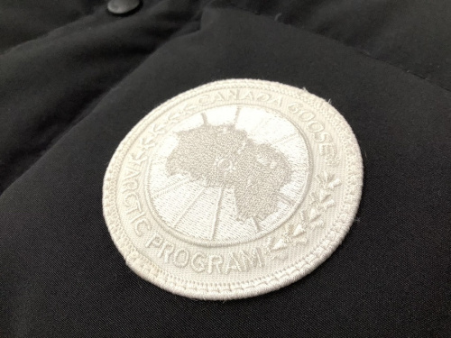 ダウンベスト　中古　買取のCANADA GOOSE