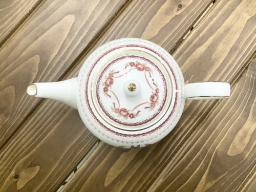 Noritake(ノリタケ) 魔女の宅急便 ティーポッドが入荷しました