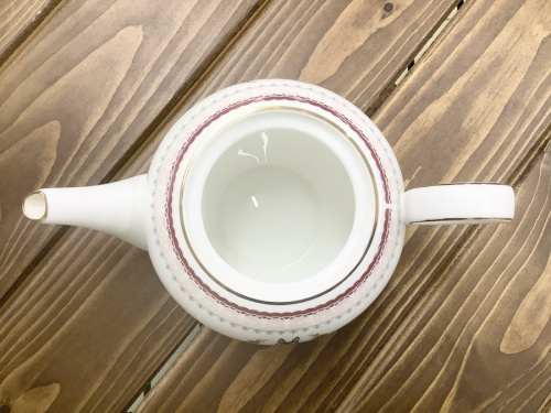 Noritake(ノリタケ) 魔女の宅急便 ティーポッドが入荷しました