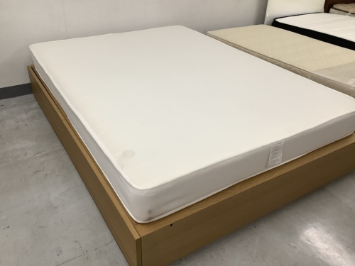 無印良品のダブルベッド