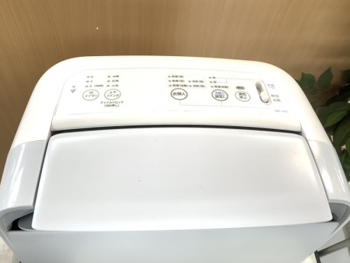 除湿器 中古のSHARP