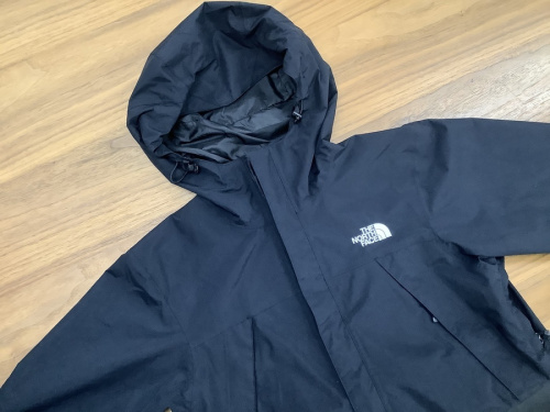 トップスのジャケット