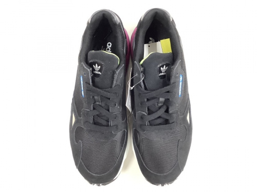 スニーカー　中古　買取のadidas