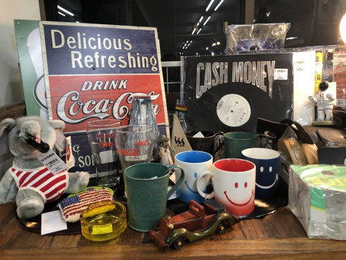 アメリカ雑貨のFIRE KING　ファイヤーキング