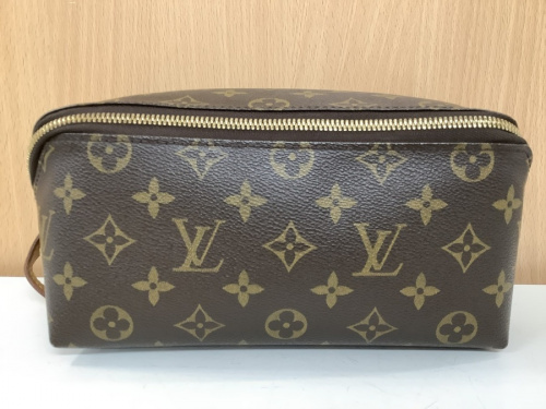 シューケアキットポーチ　中古のLOUIS VUITTON
