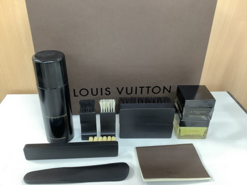 LOUIS VUITTONの町田　座間　南町田　玉川学園　成瀬　相模大野　古淵　ポーチ　買取