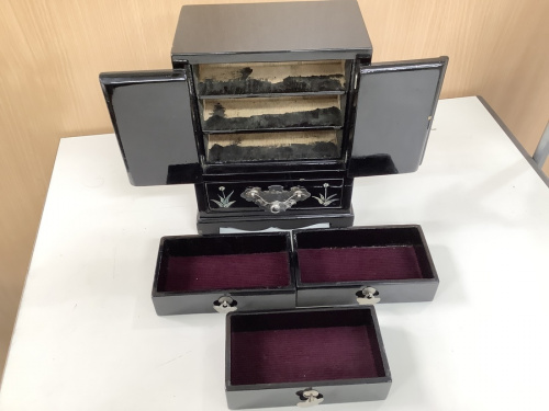 螺鈿細工の町田　中古雑貨