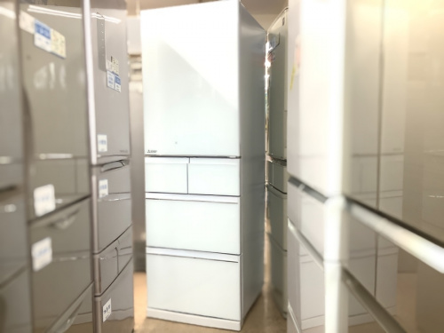 キッチン家電の冷蔵庫