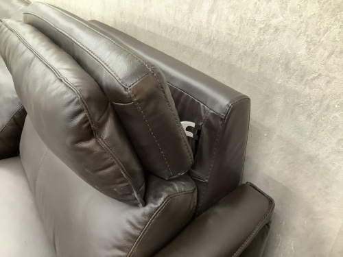 電動リクライニングソファーのニトリ