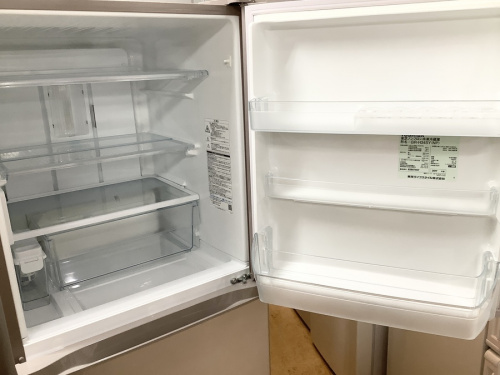 冷蔵庫の3ドア冷蔵庫