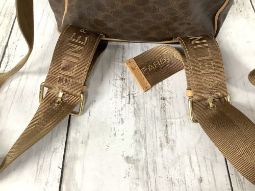 マカダムのCELINE