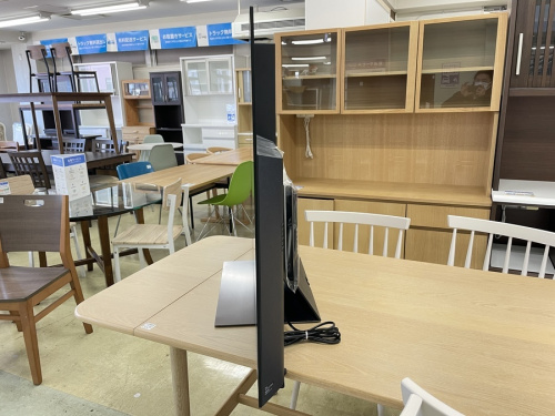 有機EL液晶テレビの4Kチューナ内蔵有機ELテレビ