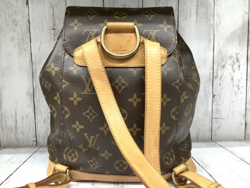 リュックのLOUIS VUITTON