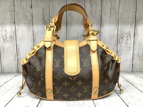 ヴィトンのLOUIS VUITTON