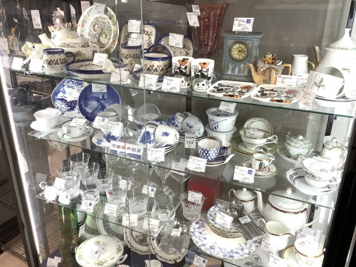 WEDGWOODのLECREUSET