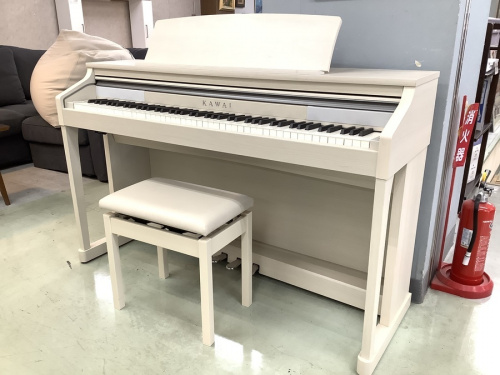 楽器の中古ピアノ