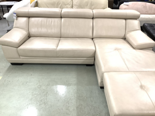 中古ソファーのカウチソファー