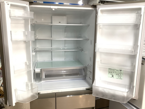 冷蔵庫の6ドア冷蔵庫