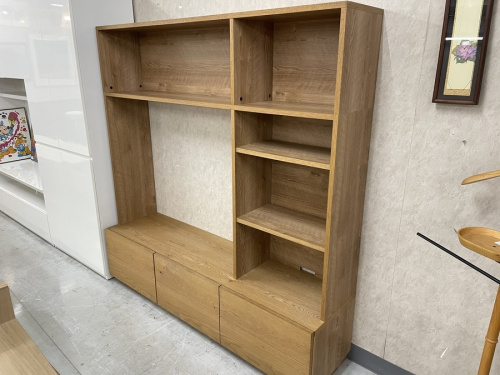 収納家具のウニコ