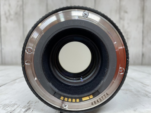 望遠マクロレンズのCANON