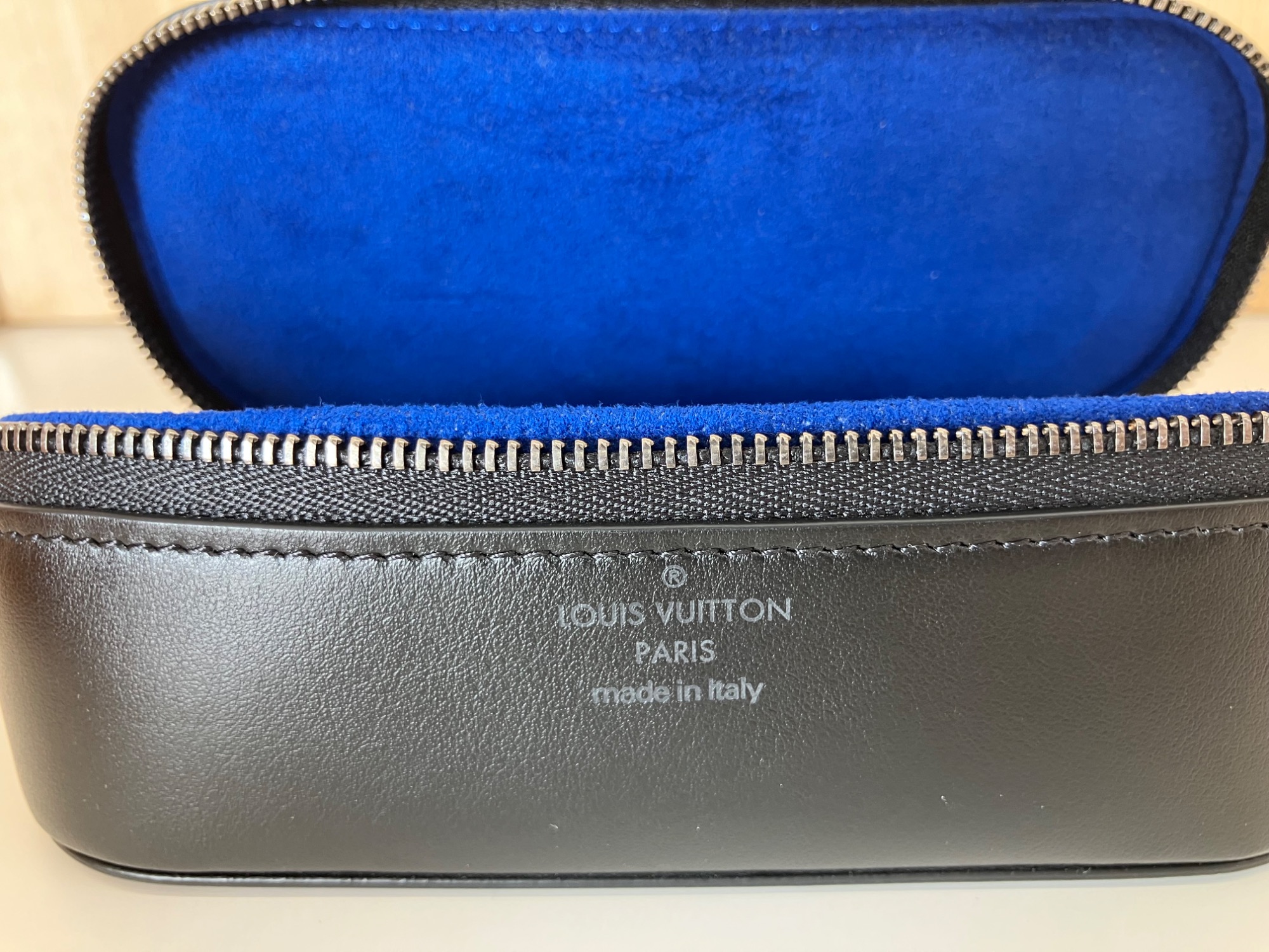 LOUIS VUITTON 美品 ルイヴィトン モノグラム エクリプス