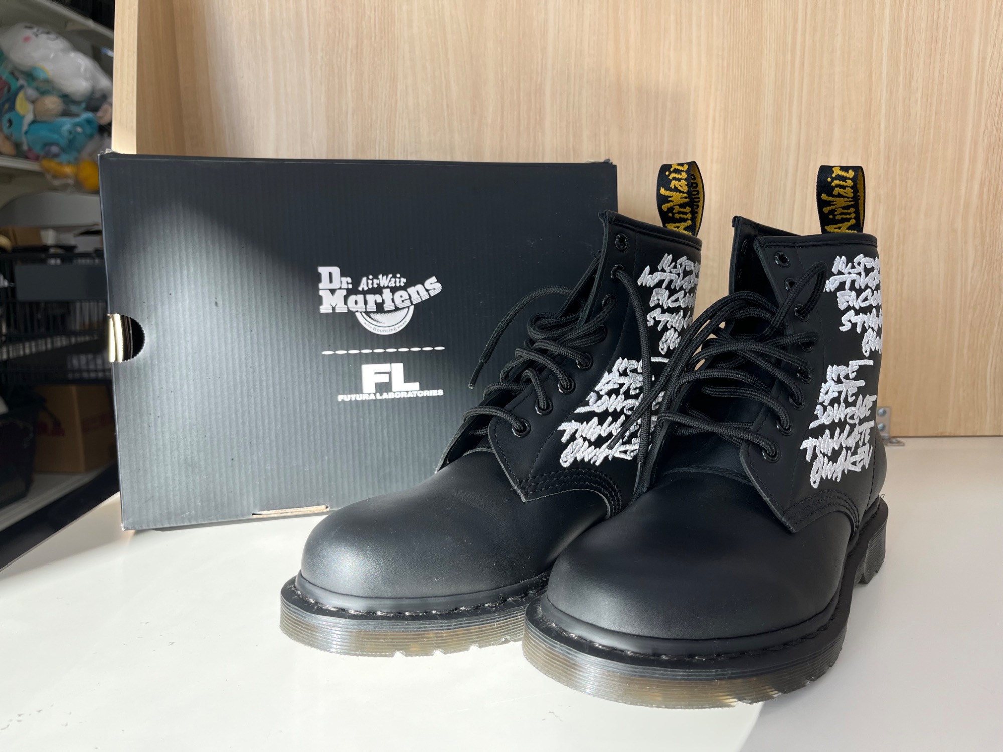 Dr.Martens(ドクターマーチン)×Futura(フューチュラ) 8ホール
