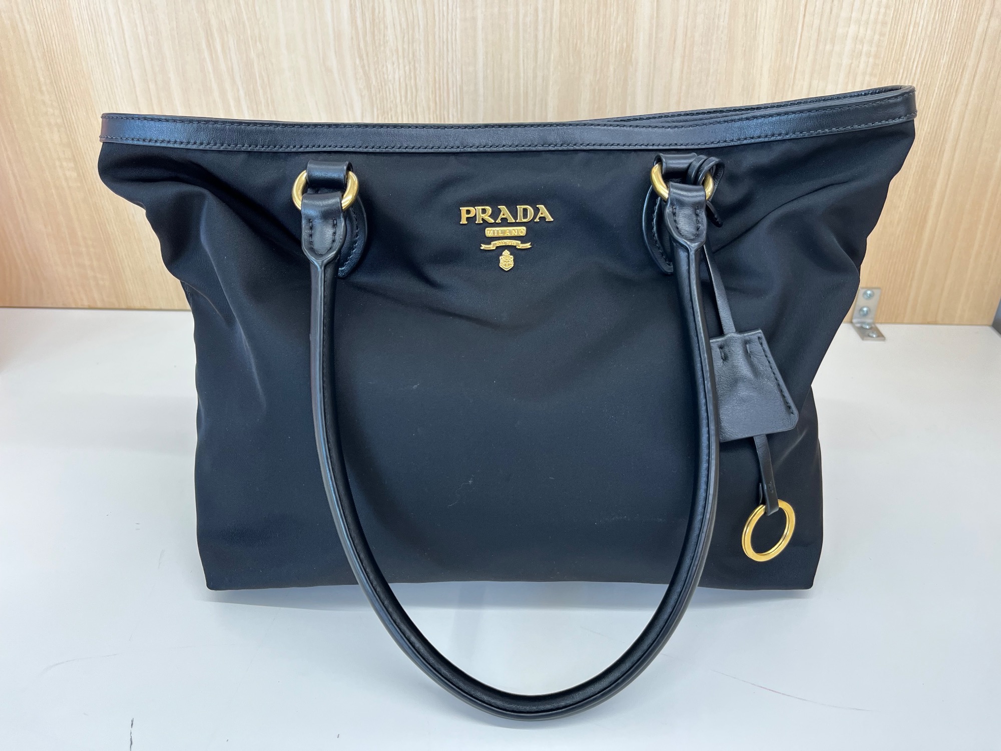 PRADA 黒 ナイロン トートバッグ PRADA ナイロン トートバッグブラック