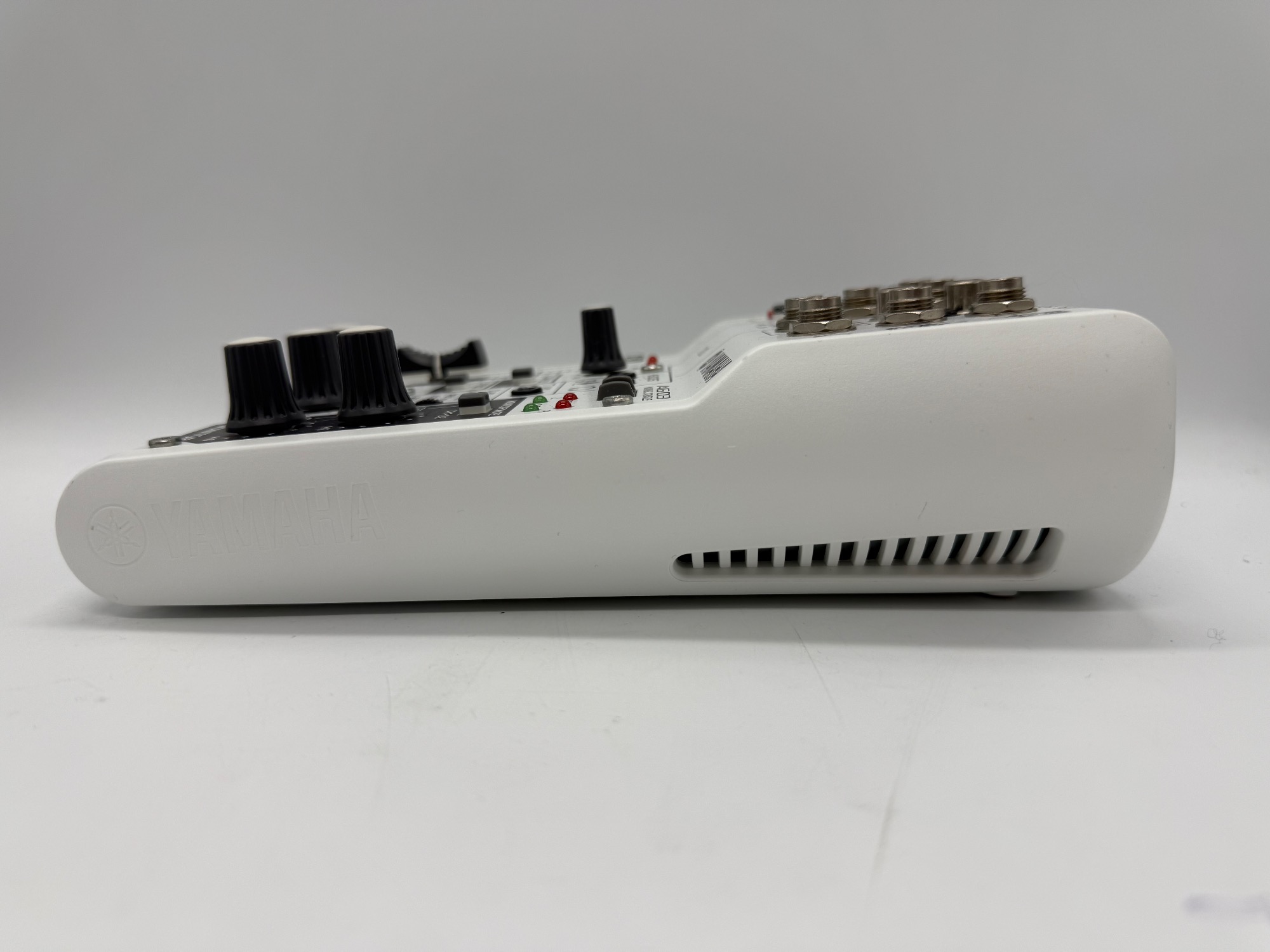 YAMAHA (ヤマハ) のライブストリーミングミキサー AG03をご紹介します