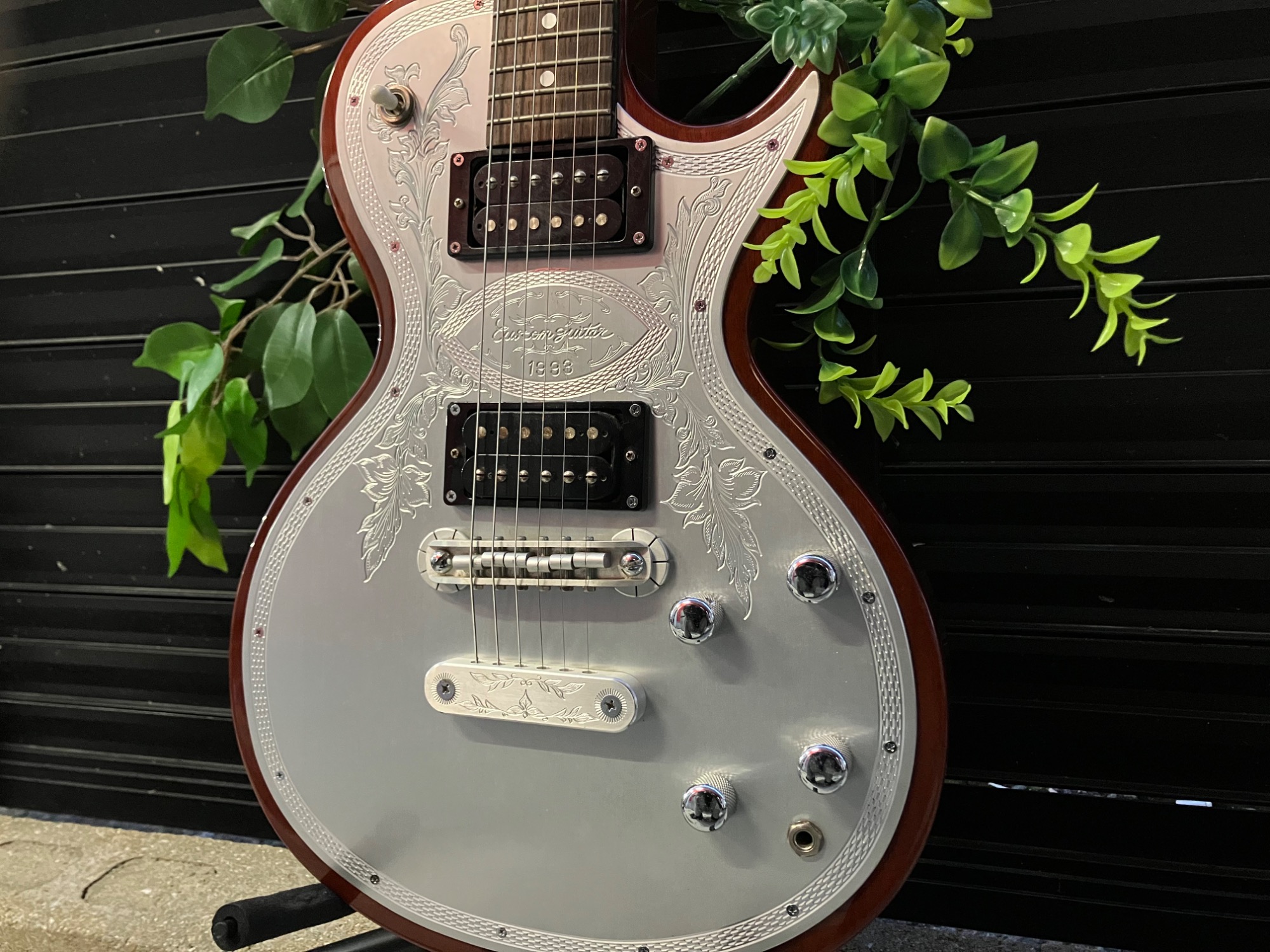 TUNE ZMT-175のエレキギターをご紹介します！！！｜2026年01月24日