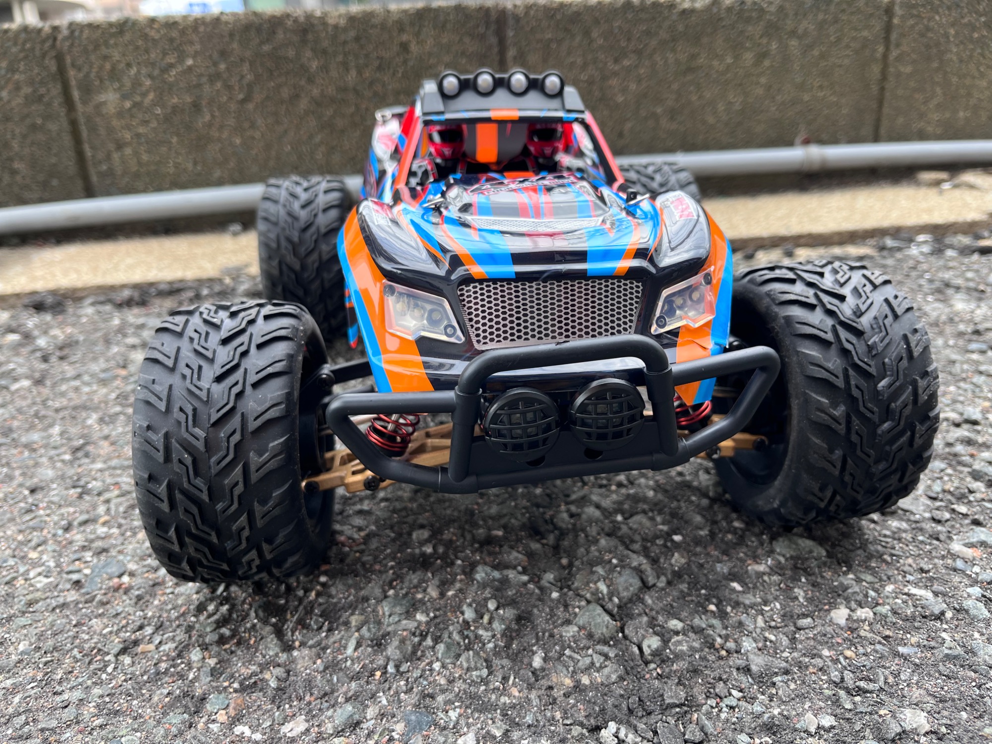 ラジコン HITEC 1/10スケール_4WDクライミングカーをご紹介！！｜2026