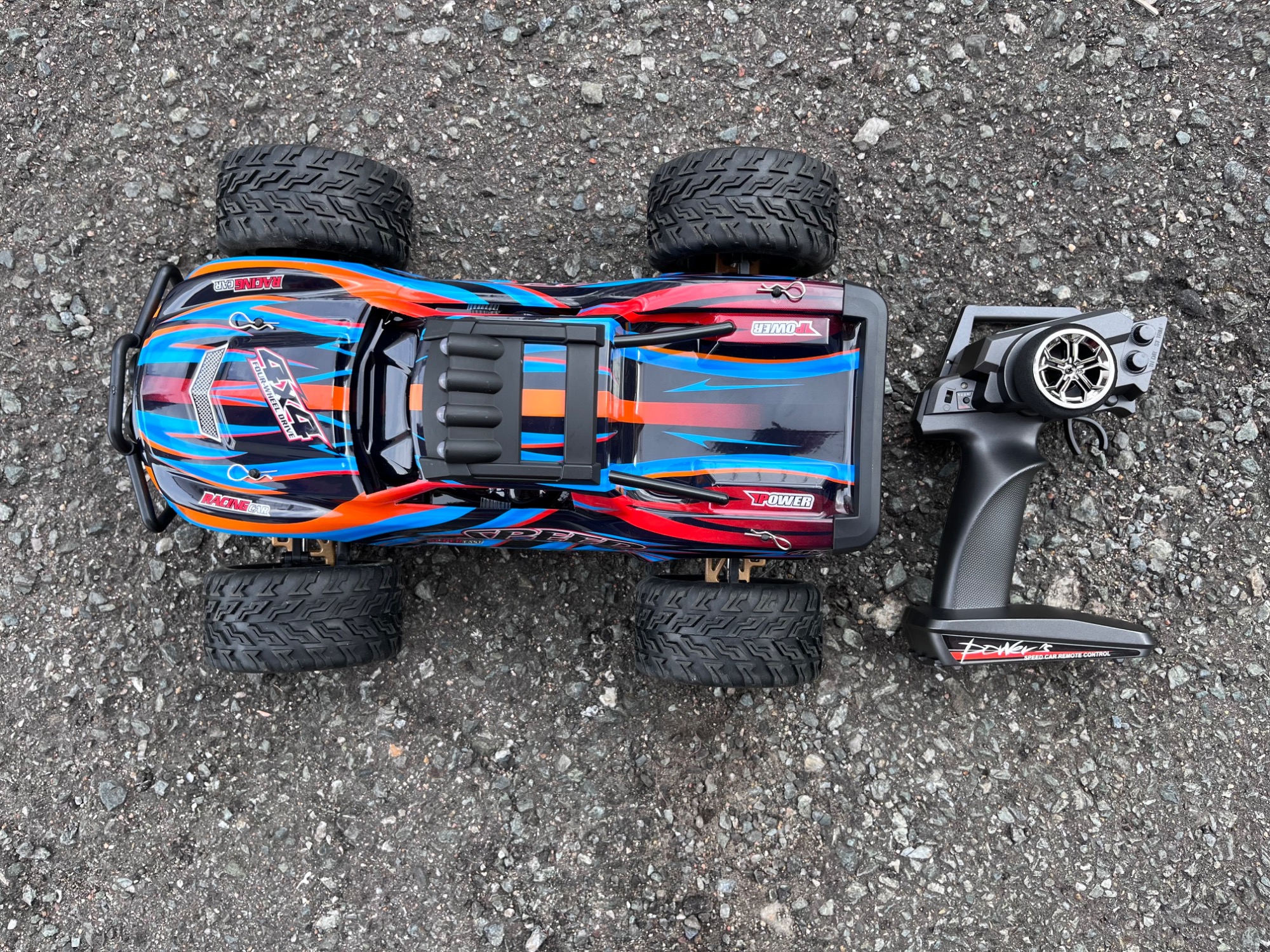 ラジコン HITEC 1/10スケール_4WDクライミングカーをご紹介！！｜2026