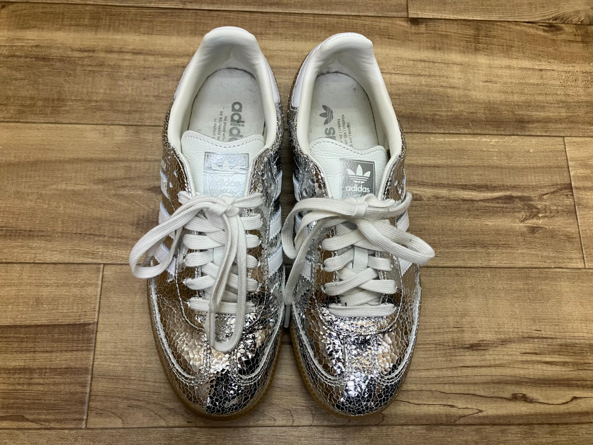 店舗用品 sugtas adidas (アディダス) サンバ OG シルバー をご紹介！！｜2026年02月24